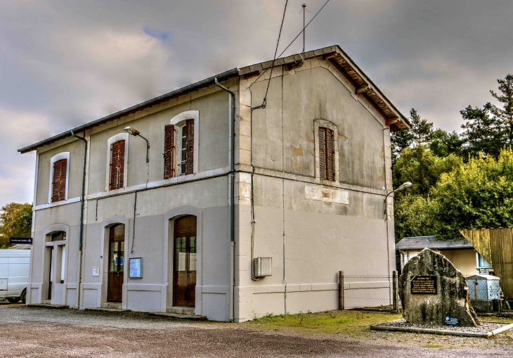 La gare de Corrèze - Saint-Priest-de-Gimel