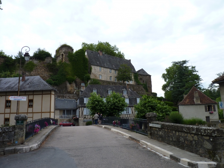 Ségur-le-Chateau - Ségur-le-Château