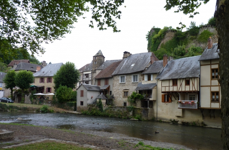 Ségur-le-Chateau - Ségur-le-Château