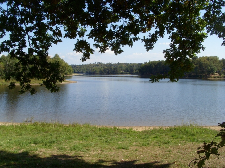 Lac de Feyt - Servières-le-Château