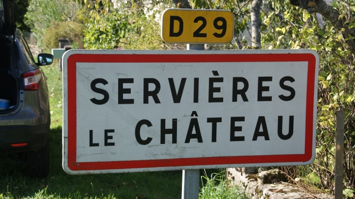  - Servières-le-Château