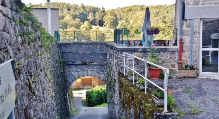 Le Village - Servières-le-Château