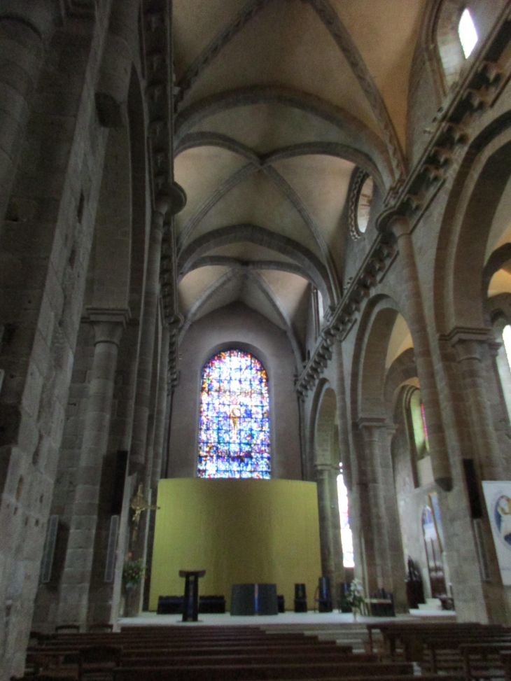 La cathédrale de TULLE (Corrèze).