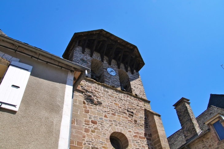 Clocher de la chapelle Notre-dame du saillant. - Voutezac