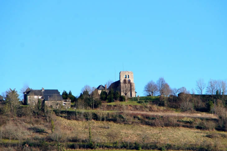 Vue sur le vieux bourg. - Yssandon