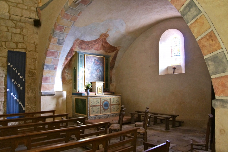 Deuxième chapelle latérale droite. - Yssandon