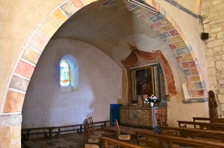 Chapelle latérale gauche. - Yssandon