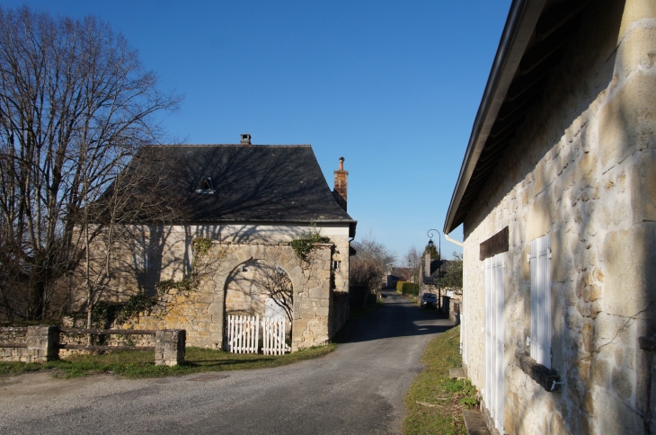 Le vieux bourg. - Yssandon