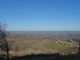 Vue de la route qui monte au vieux bourg.