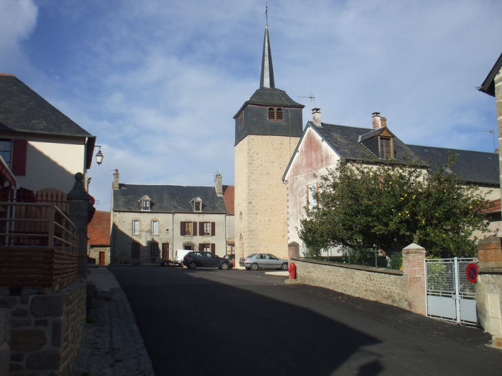 Place de l'Eglise - Cressat