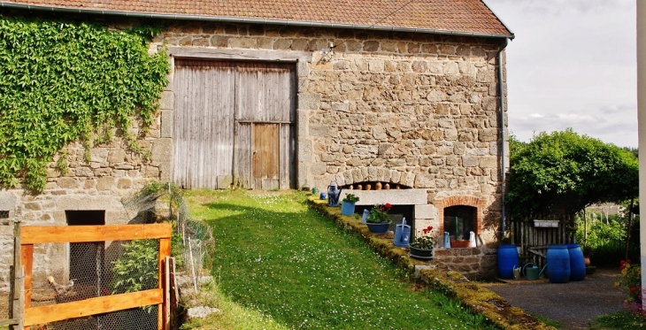 Le Village - La Villeneuve