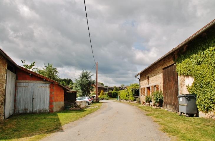 Le Village - Mérinchal