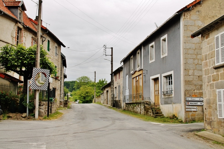 Le Village - Pontcharraud