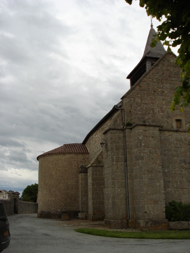 L'église de St Médard - Saint-Médard-la-Rochette