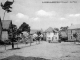 Vers 1920 - La Place (carte postale ancienne).