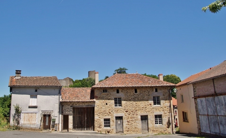 La Commune - Châlus