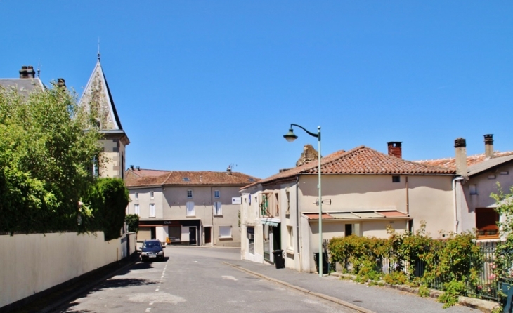 La Commune - Châlus