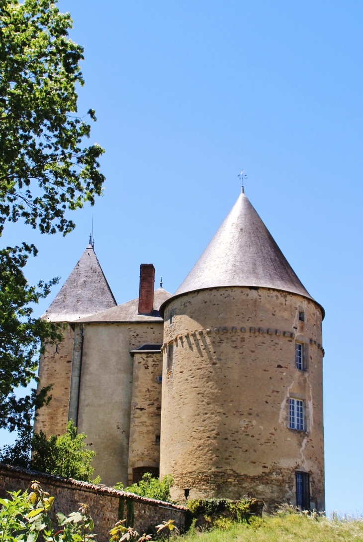 Le Château - Champagnac-la-Rivière