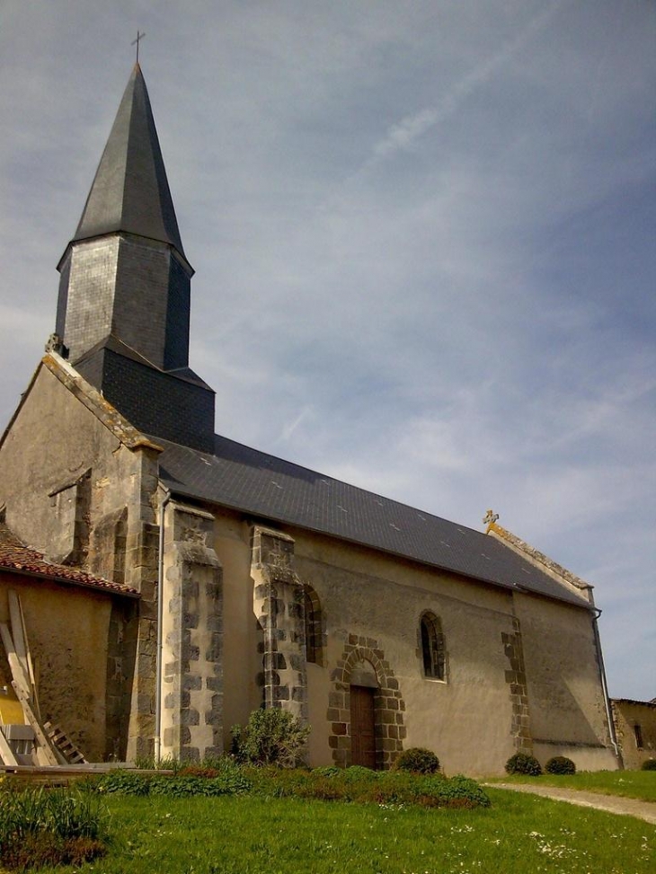 église Saint-Martin 12ème/13ème siècle - Dinsac