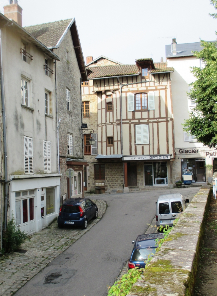  - Eymoutiers