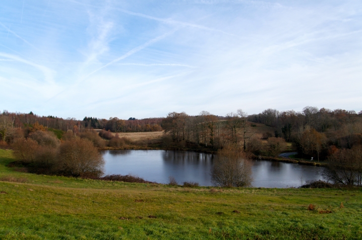 Près du village. - La Chapelle-Montbrandeix