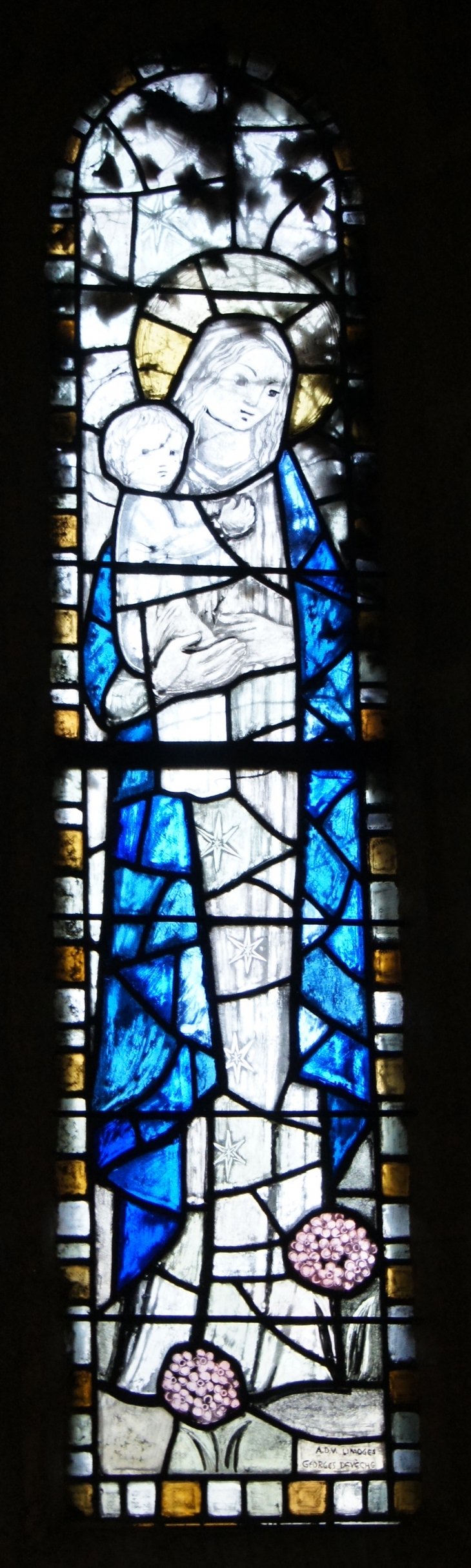 Vitrail de l'église Saint Laurent. - La Chapelle-Montbrandeix