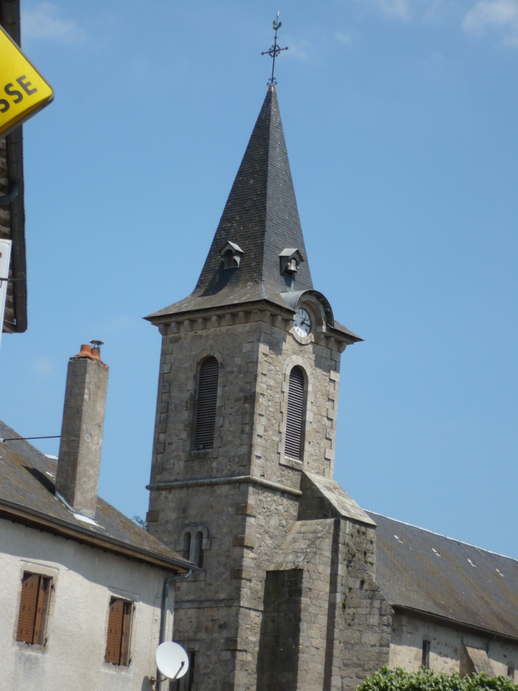 Clocher de l'Eglise paroissiale de la Nativité de la très Sainte Vierge - Les Cars