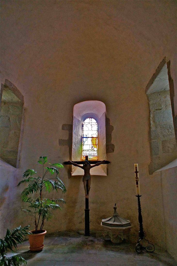  l'Eglise paroissiale de la Nativité de la très Sainte Vierge - Les Cars