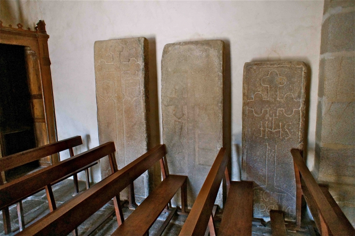  l'Eglise paroissiale de la Nativité de la très Sainte Vierge - Les Cars