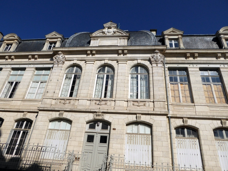 Maison en haut de la rue de la Comédie - Limoges