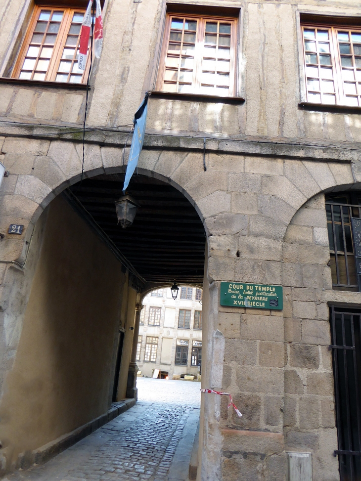 Entrée de la cour du Temple - Limoges