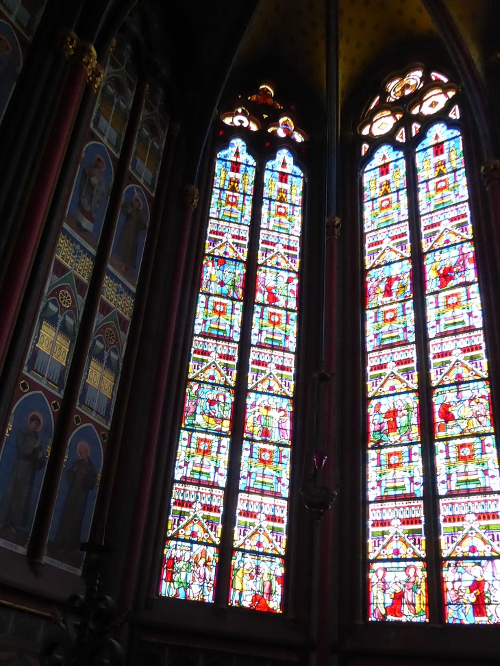 Cathédrale Saint Etienne : vitrail - Limoges