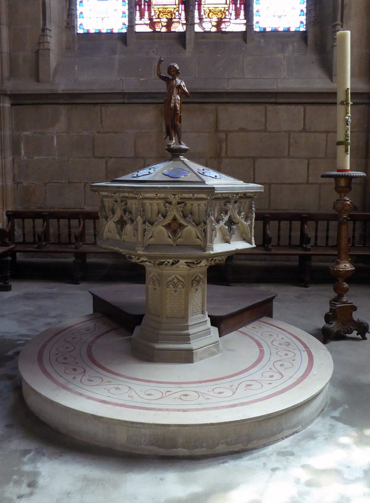 Cathédrale Saint Etienne : chapelle des fonts baptsmaux - Limoges