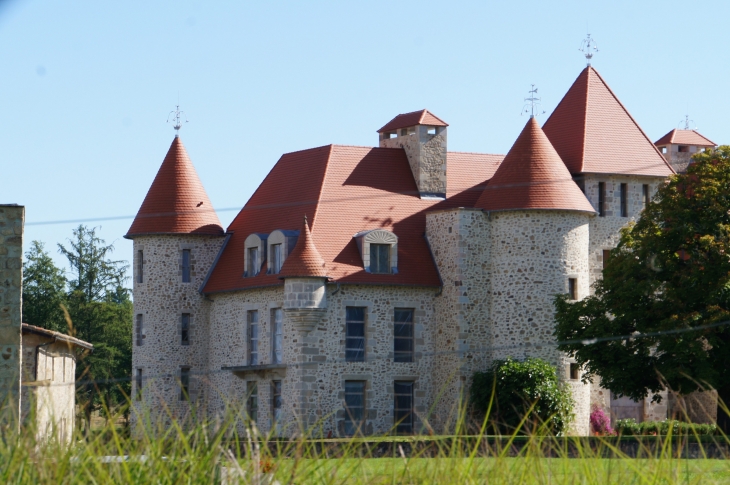 Le-nouveau-chateau-de-ballerand-en-2013 - Marval