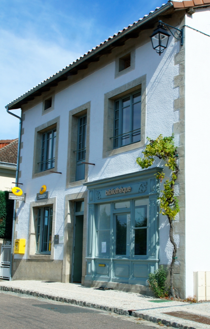 La Poste et la bibliotèque. - Marval