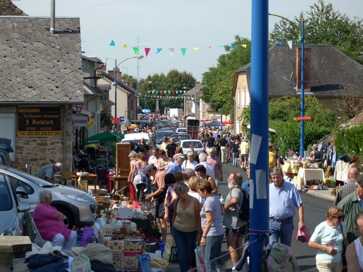 Vide greniers 2009 - Meuzac