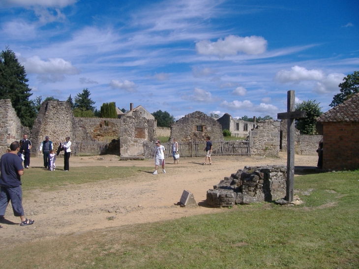  - Oradour-sur-Glane