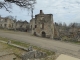 Photo suivante de Oradour-sur-Glane dans le village détruit