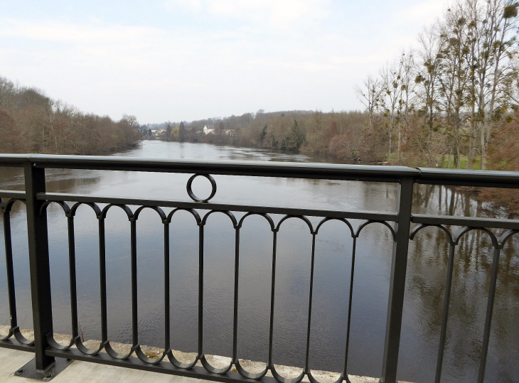 Le pont sur la Vienne - Saint-Brice-sur-Vienne