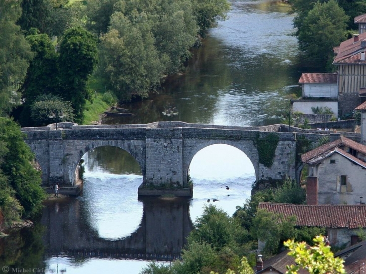 Le pont de Noblat - Saint-Léonard-de-Noblat