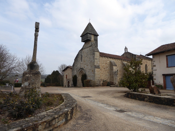 Le centre du village - Saint-Martin-de-Jussac