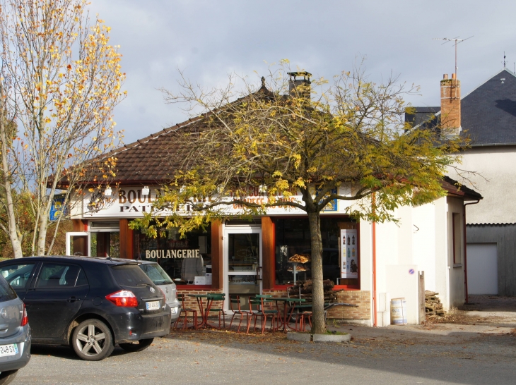 La Boulangerie, place de l'église. - Saint-Maurice-les-Brousses