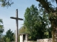 Photo précédente de Sainte-Anne-Saint-Priest Près de l'église Sainte Anne, croix de mission et le puits.