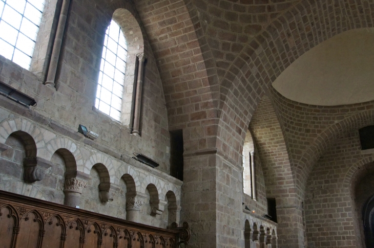 Dans l'église abbatiale Sain Pierre. - Solignac