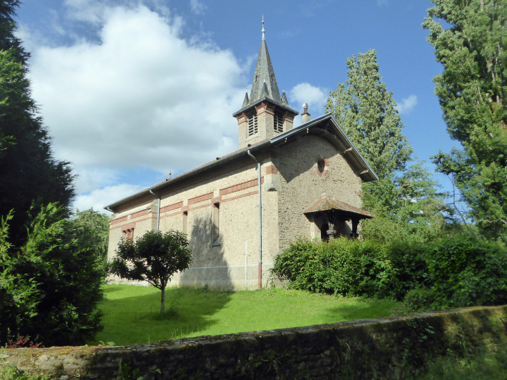 Le temple protestant - Villefavard