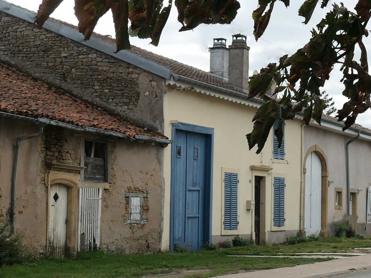 Maisons du village - Abbéville-lès-Conflans