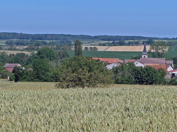 Vue sur le village - Autrepierre