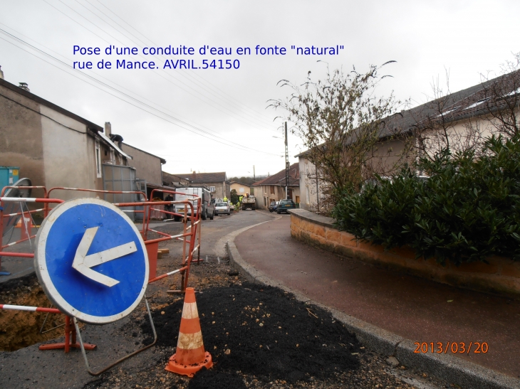 Remplacement de la conduite d'eau rue de Mance - Avril