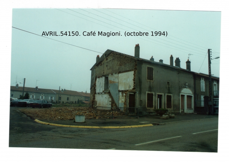 Démolition café Magioni - Avril