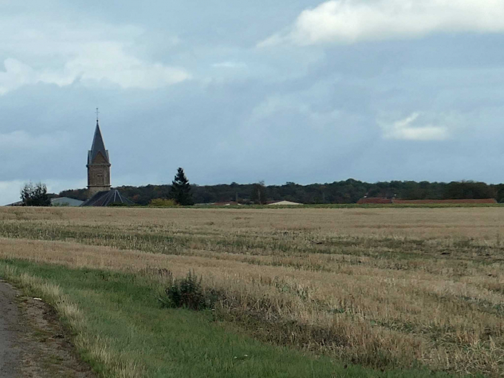 Vue sur le village - Béchamps